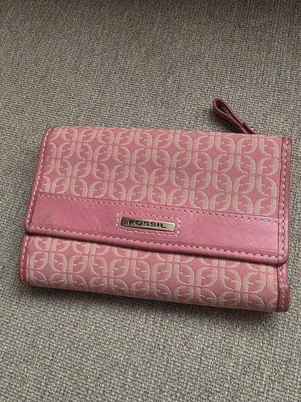 Fossil Pink Signature Logo Wristlet Wallet